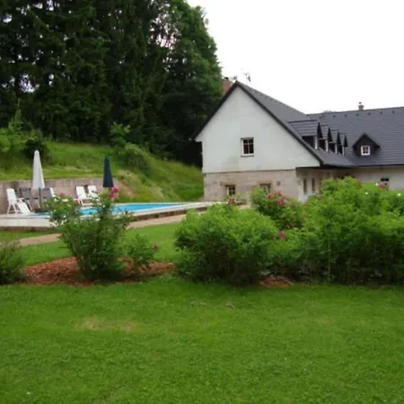 Appartement Hoeve Stupna 1 *
