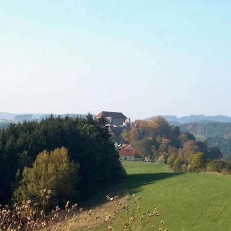 Hoeve Stupna 1 *